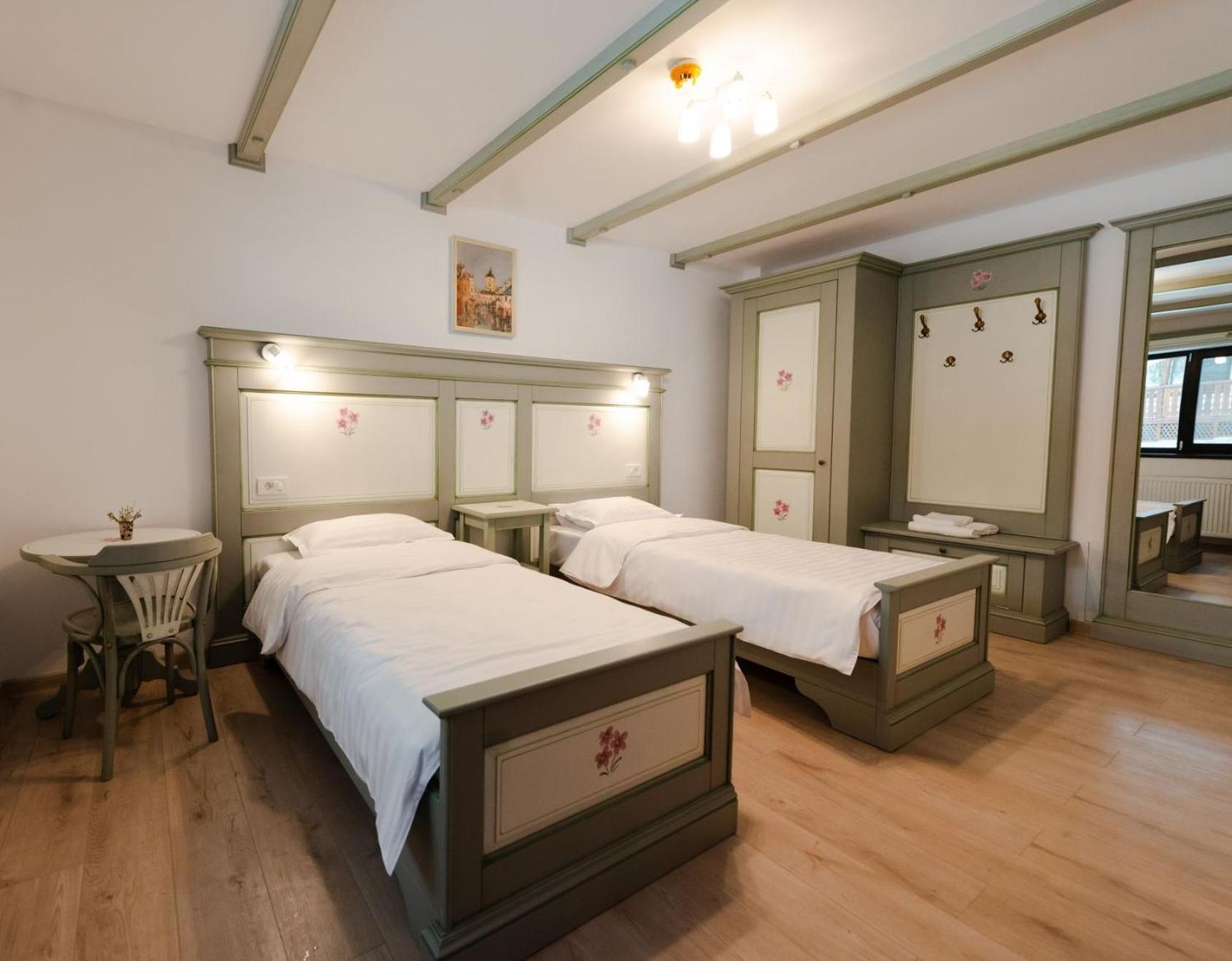 Poiana Mucenicului Hotel Arefu Buitenkant foto