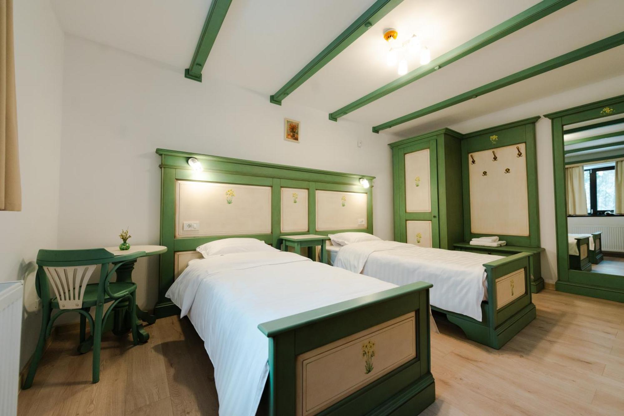 Poiana Mucenicului Hotel Arefu Buitenkant foto